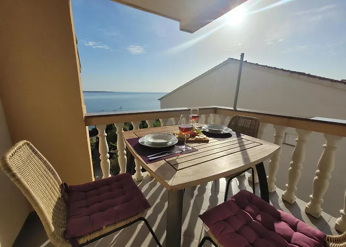 Cosy Seaside Family Iris In Appartement *