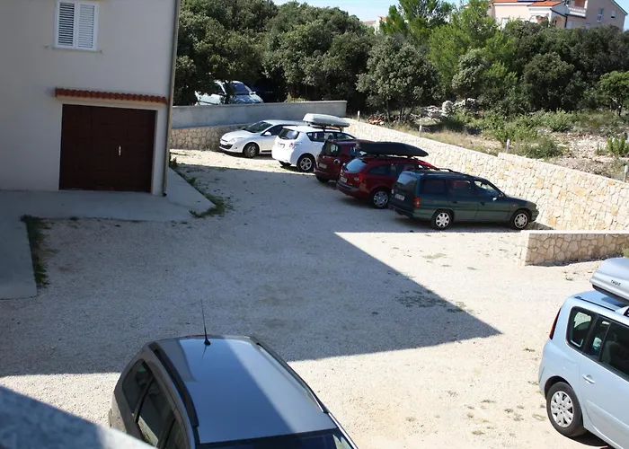 Cosy Seaside Family Iris In Appartement Mandre