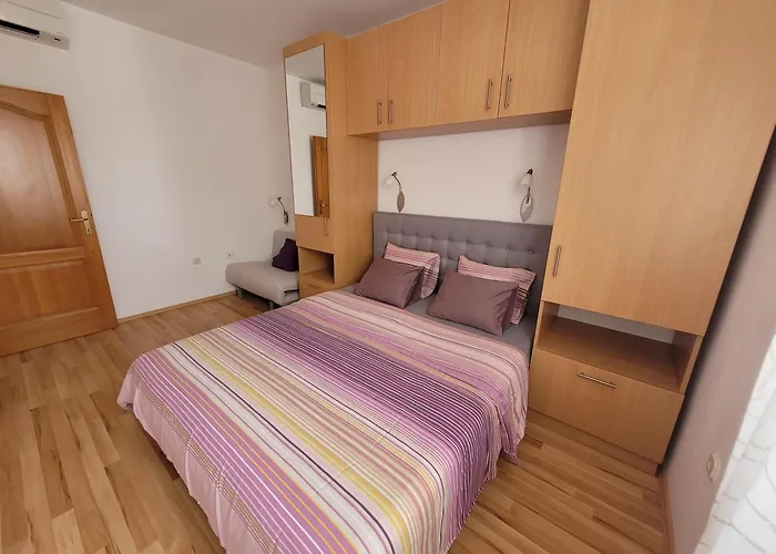 Апартаменты Cosy Seaside Family Iris In